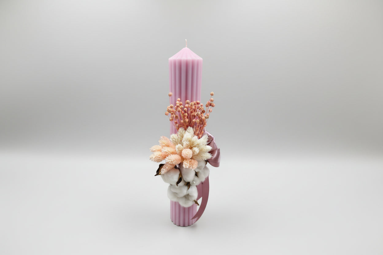 Lumânare Eveniment Roz Pastel cu Flori Stabilizate