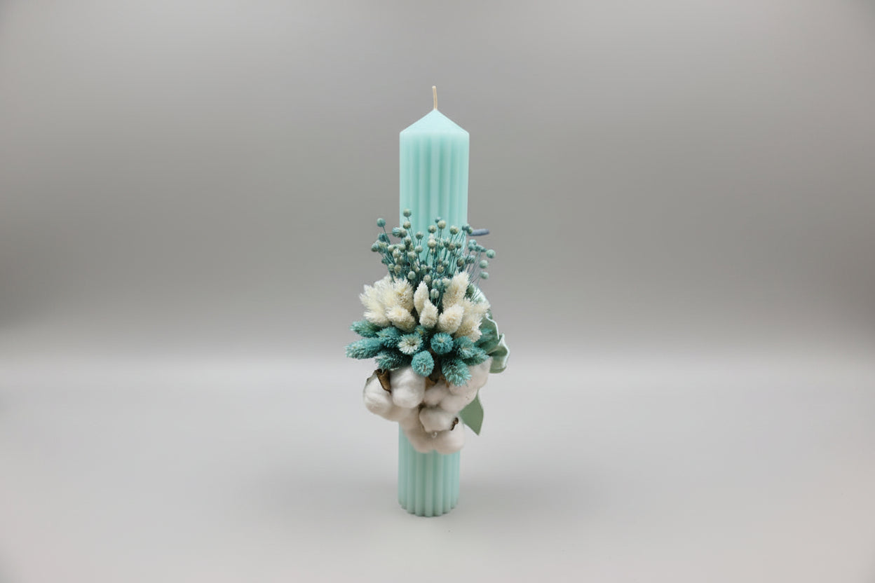 Lumânare Eveniment Bleu Pastel cu Flori Stabilizate