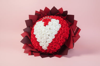 Buchet Luxury cu 101 Trandafiri Roșii și Inimă Albă din Săpun – Cadou Romantic Premium