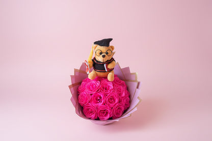 Buchet Absolvire cu 19 Trandafiri Imperiali cu Sclipici și Ursuleț – Cadou Elegant Graduation