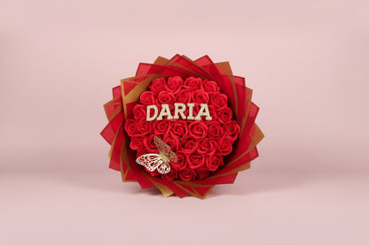 Buchet 37 trandafiri din săpun personalizat nume